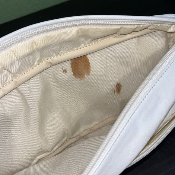 Vintage hip bag unisex leather Fanny pack • waist bag • adjustable strap • vacay - Picture 4 of 12